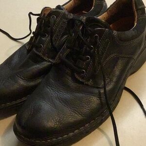 Men’s Clark Shoes size 12